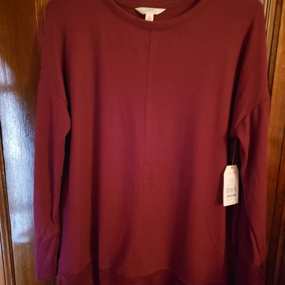 Time and Tru long sleeve top - Picture 2 of 3